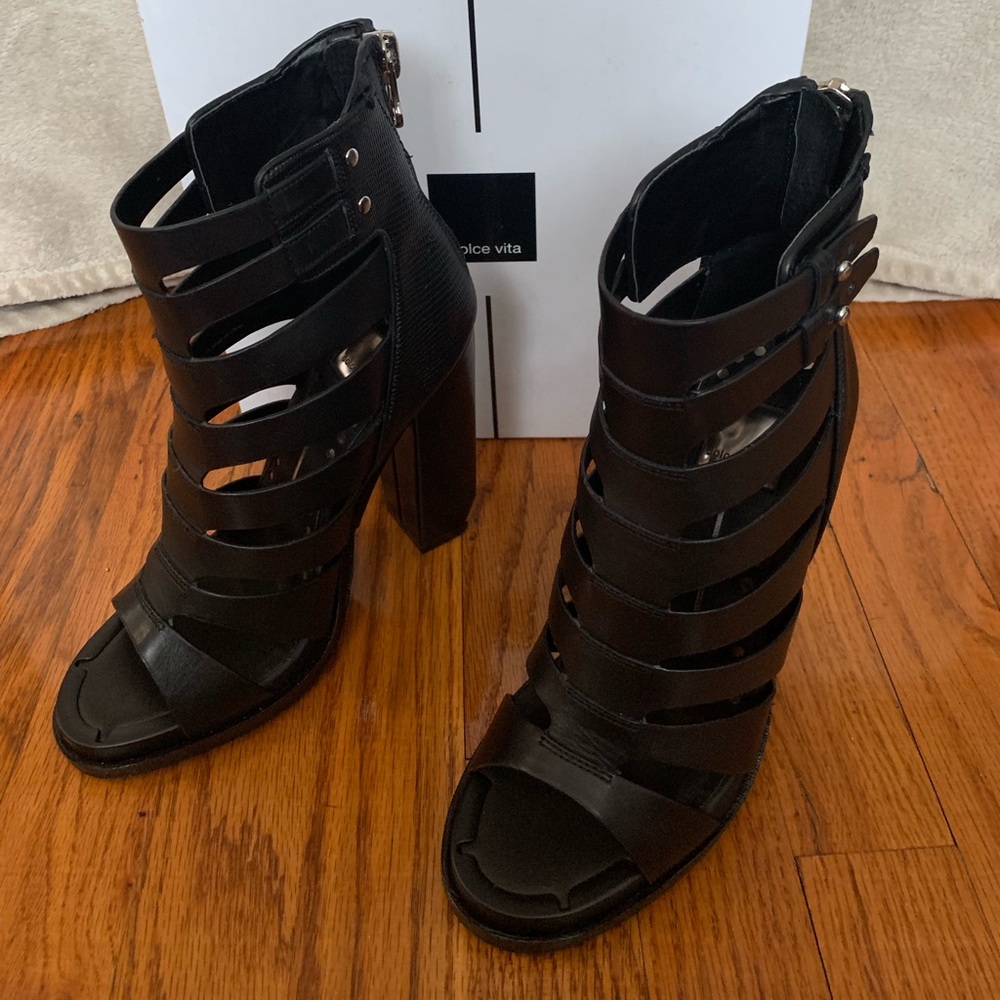 NWOT🛍 Dolce Vita Black Vulcan Gladiator Heels